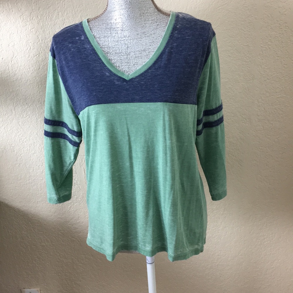 NWT Exist Vintage Tee